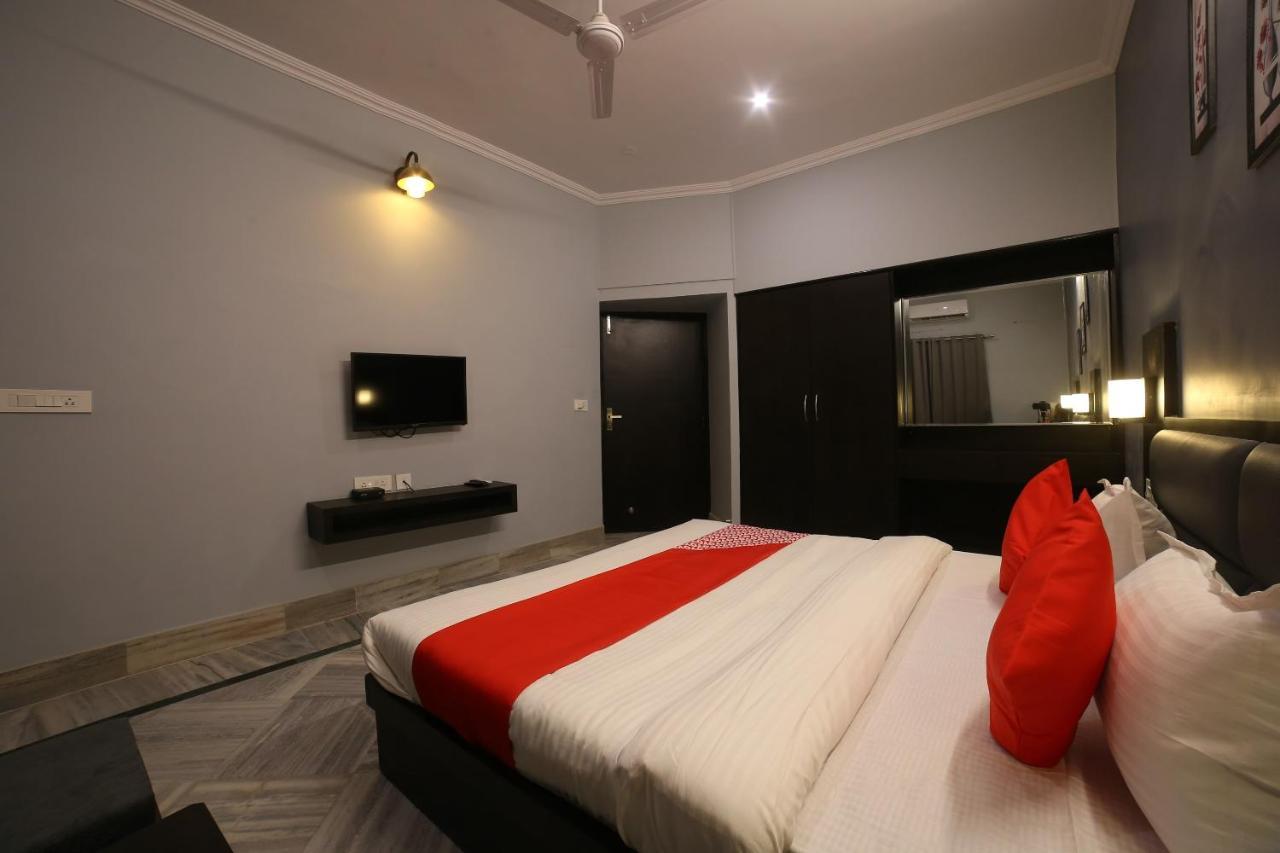 Oyo 16536 Hotel Vasko Džajpur Exteriér fotografie